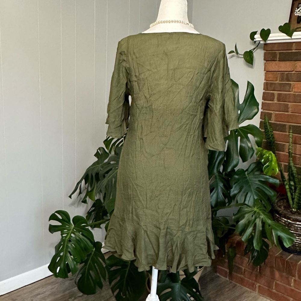 🛍️NET. Flawless Ruffle dress with line - Picture 3 of 7
